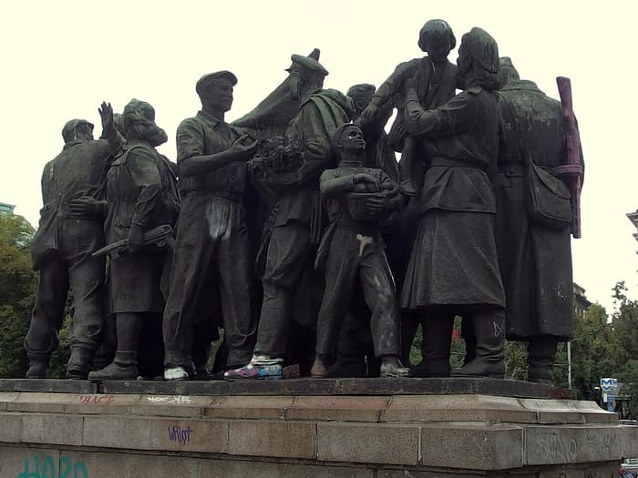 Monumentul Armatei Sovietice din Sofia, vedere de ansamblu a complexului memorial