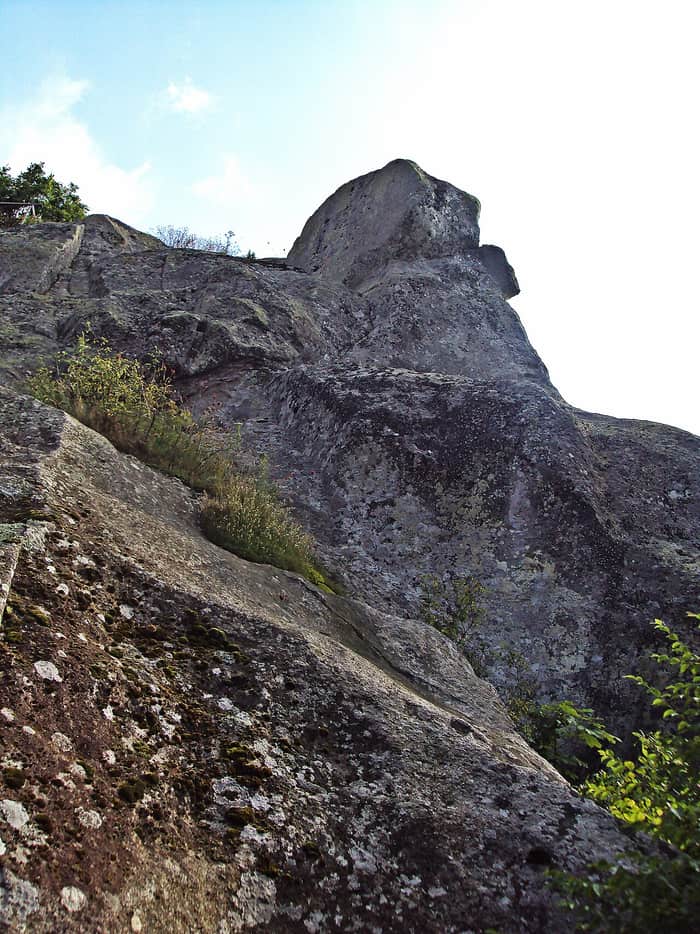 Another rock formation at Belintash that resembles a face