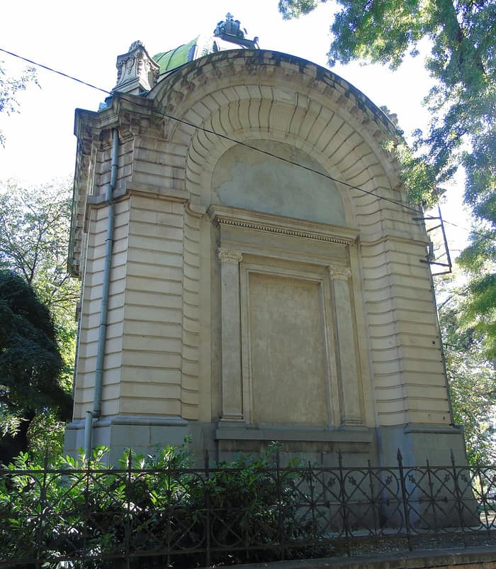 Die Rückseite des Battenberg-Mausoleums, Oktober 2016