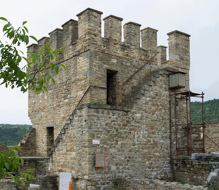 Der Balduinturm auf dem Hügel Zarewez