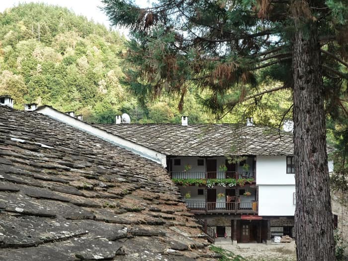 Monaster Trojański, piąty widok na zespół
