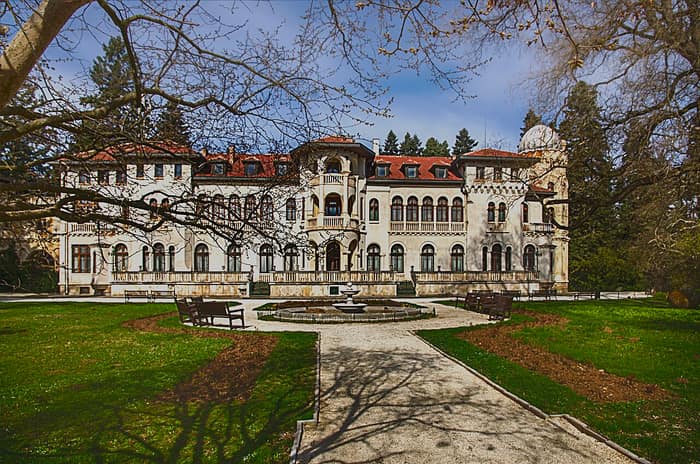 Schloss Wrana am Stadtrand von Sofia
