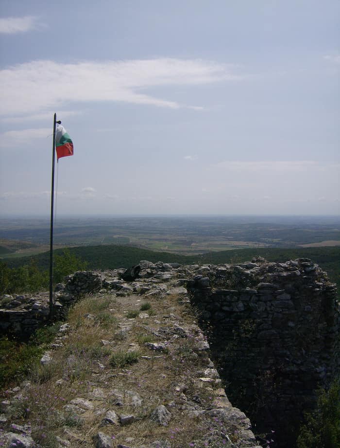 Lyutitsa, die mittelalterliche Marmorfestung bei Iwajlowgrad