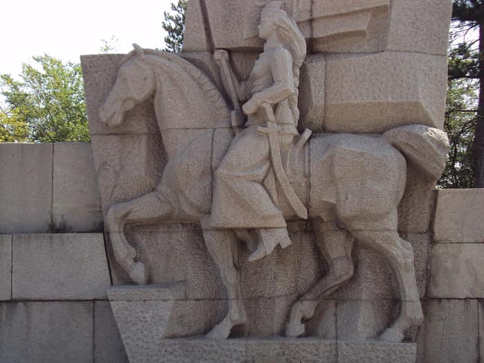 Панагюрище, гледка, свързана с мемориалния хълм, снимка 5