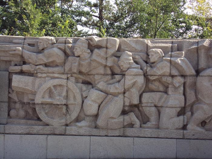 Панагюрище, гледка, свързана с мемориалния хълм, снимка 6