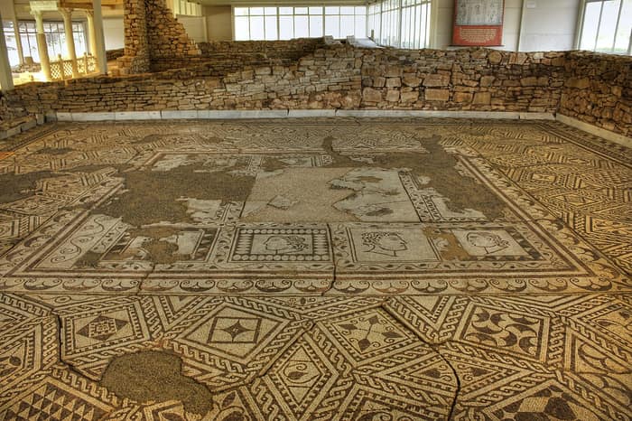 Bodenmosaiken der Villa Armira